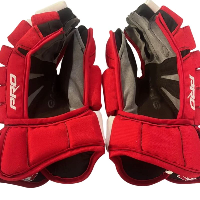 Eagle Aero Red/White Canada Custom Gloves - Senior - Image 3