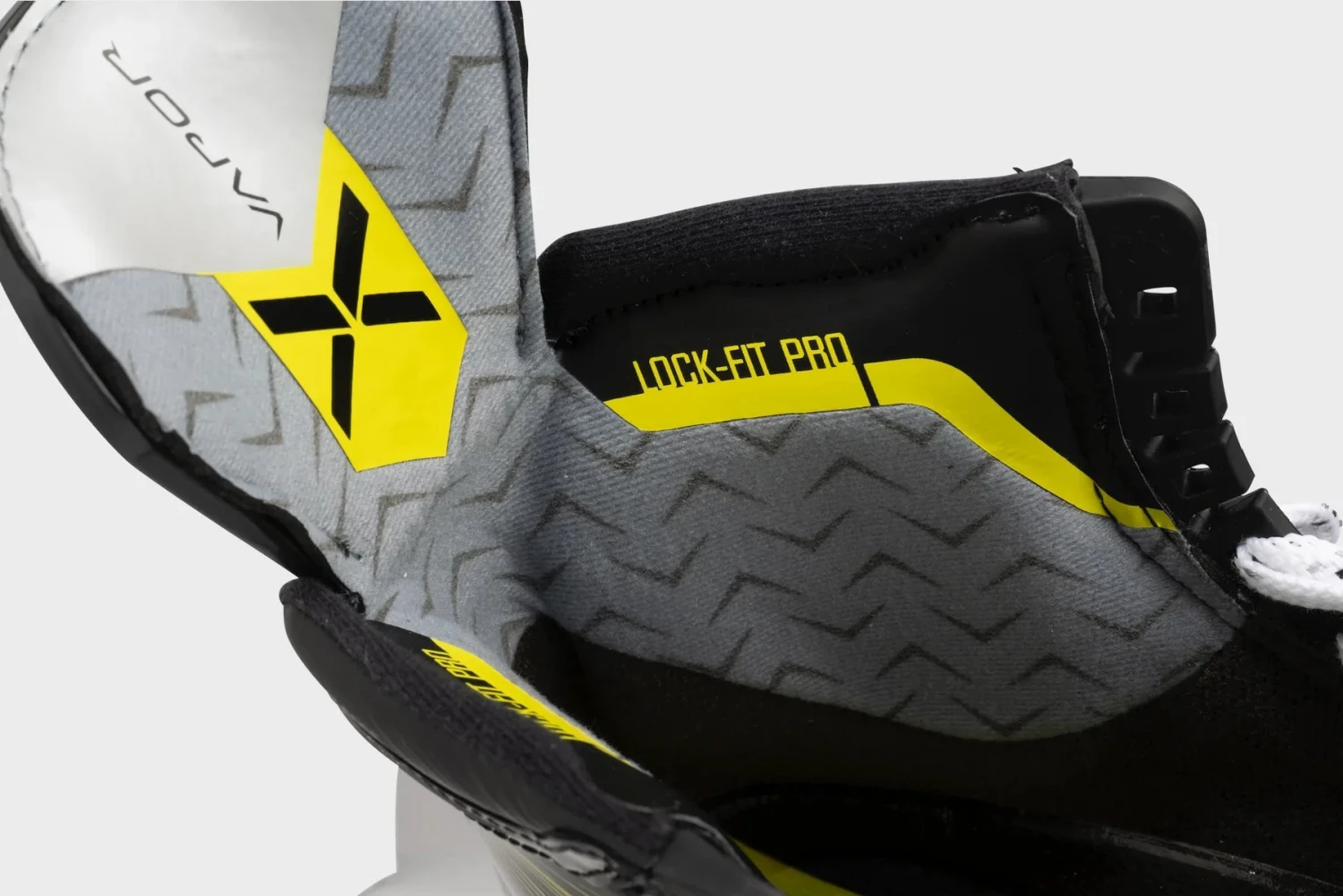 Bauer Vapor Hyperlite2 Hockey Skates - Senior - Image 4