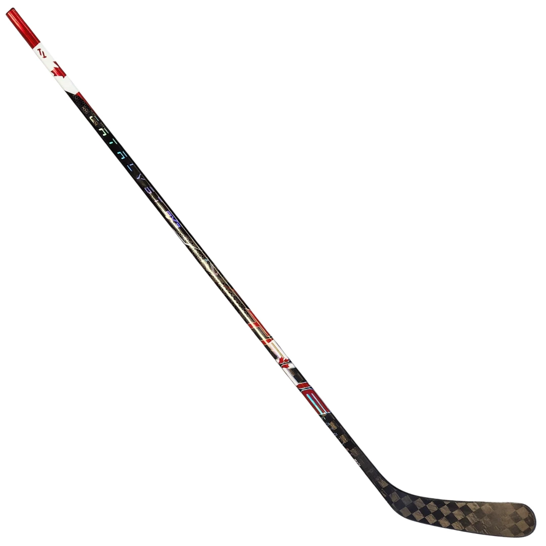 True Hockey True Catalyst 9X3 - Pro Stock Hockey Stick - Team Canada Stock - 62"